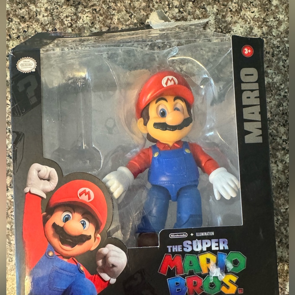 The Super Mario Bros Movie 5" Mario Articulated Figure‎ 2023 Missing Plunger Toy